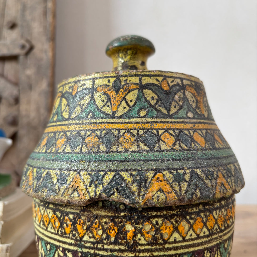 Antique Moroccan Safi Jubbaha Pot | Laila