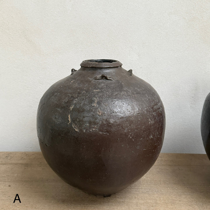 Antique Chinese Ceramic Glazed Urn