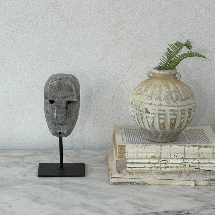 Stone Sumba statue on stand |Sula