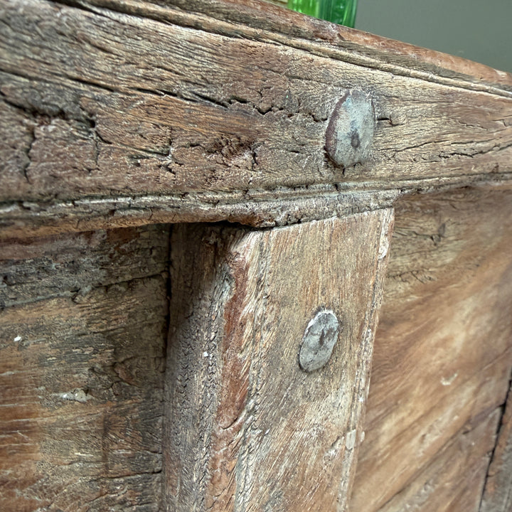 Vintage Studded Blanket Box | Bosham