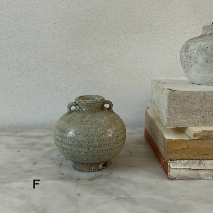 Antique Ming Dynasty miniature vase Yasmin