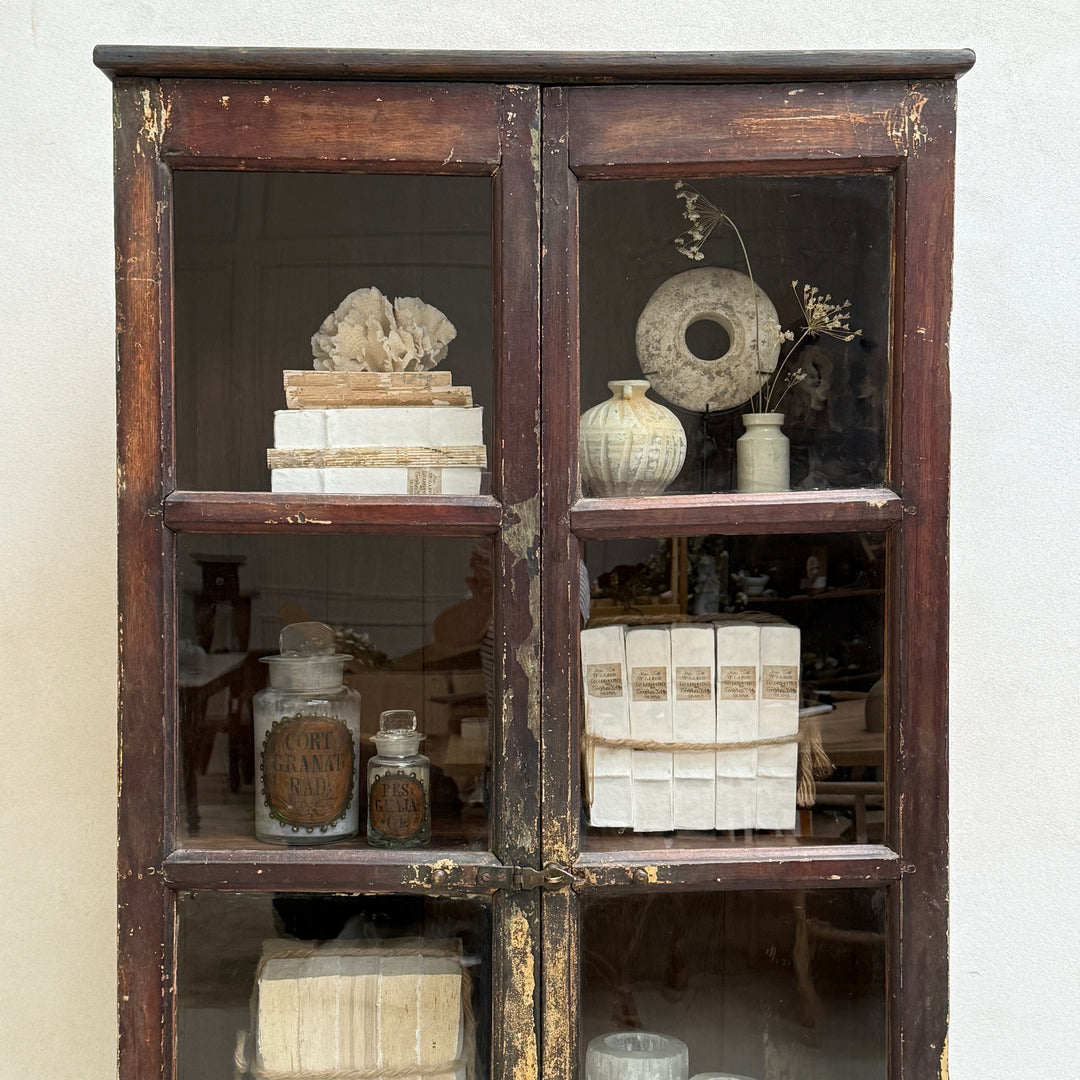 Antique Slender glazed cupboard Hendricks