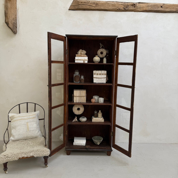 Antique Slender glazed cupboard Hendricks