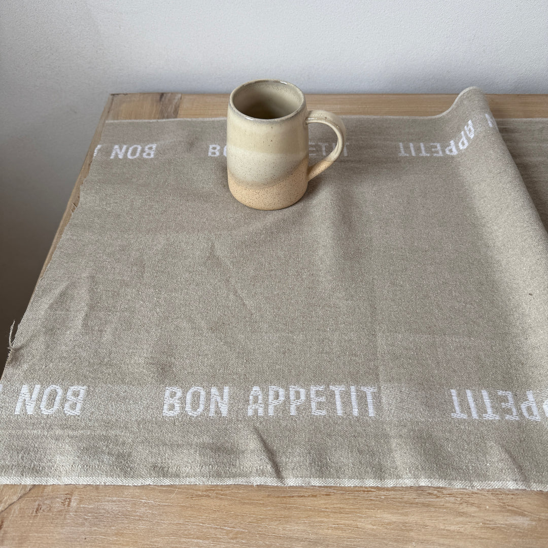 Bon Appetit Table Runner Natural & White