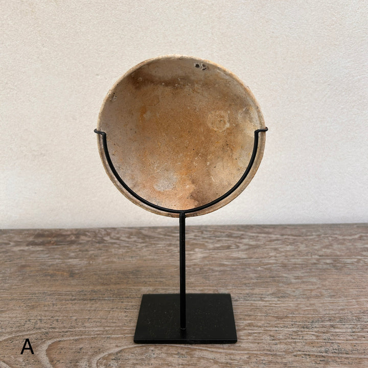 Ship wrecked bowl on Stand