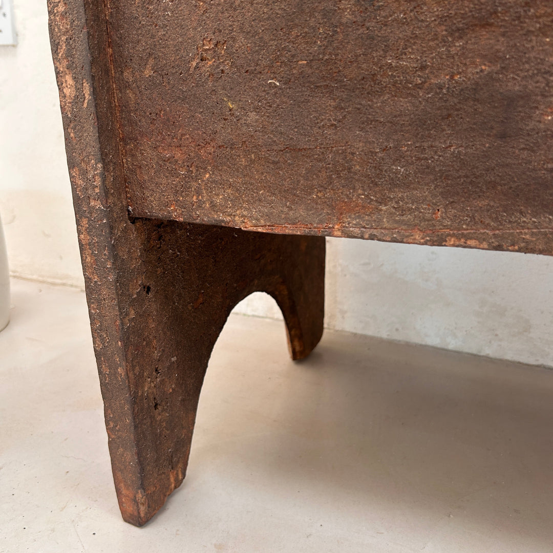 Antique wooden coffer storage box | Adelia