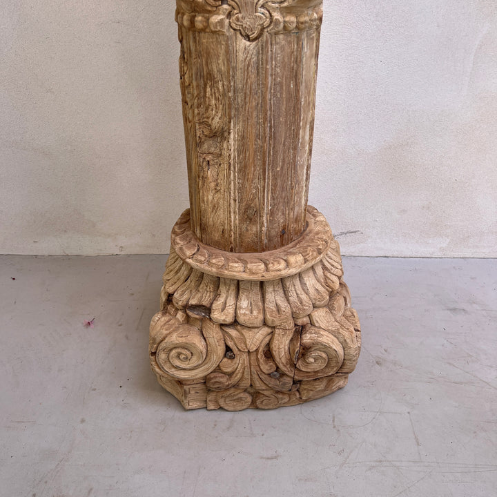 Decorative Carved Wooden Column k 