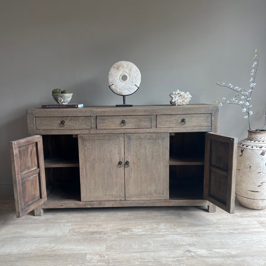 Antique Cupboard | Caspar