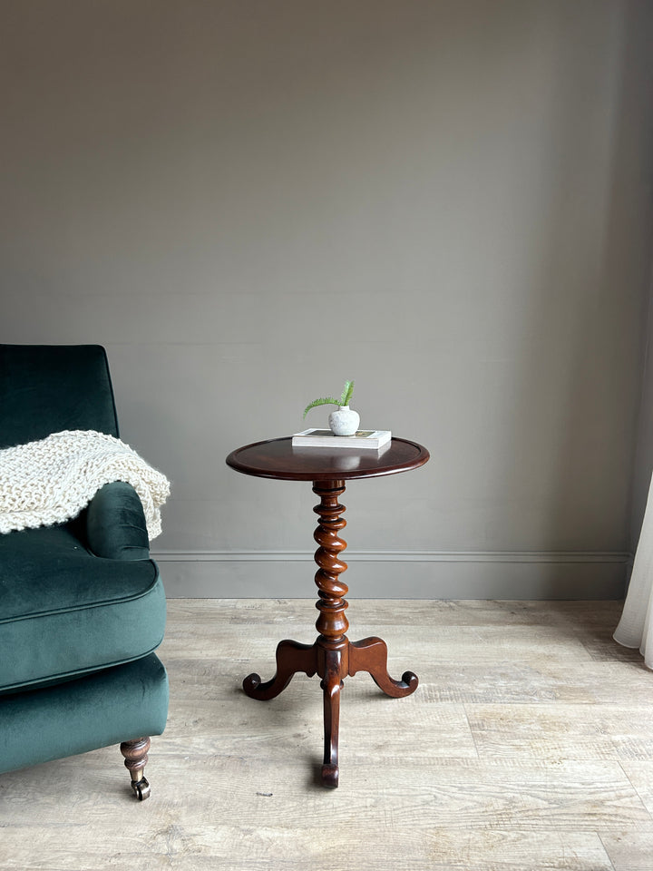 English Antique dark wood side table | Joko 