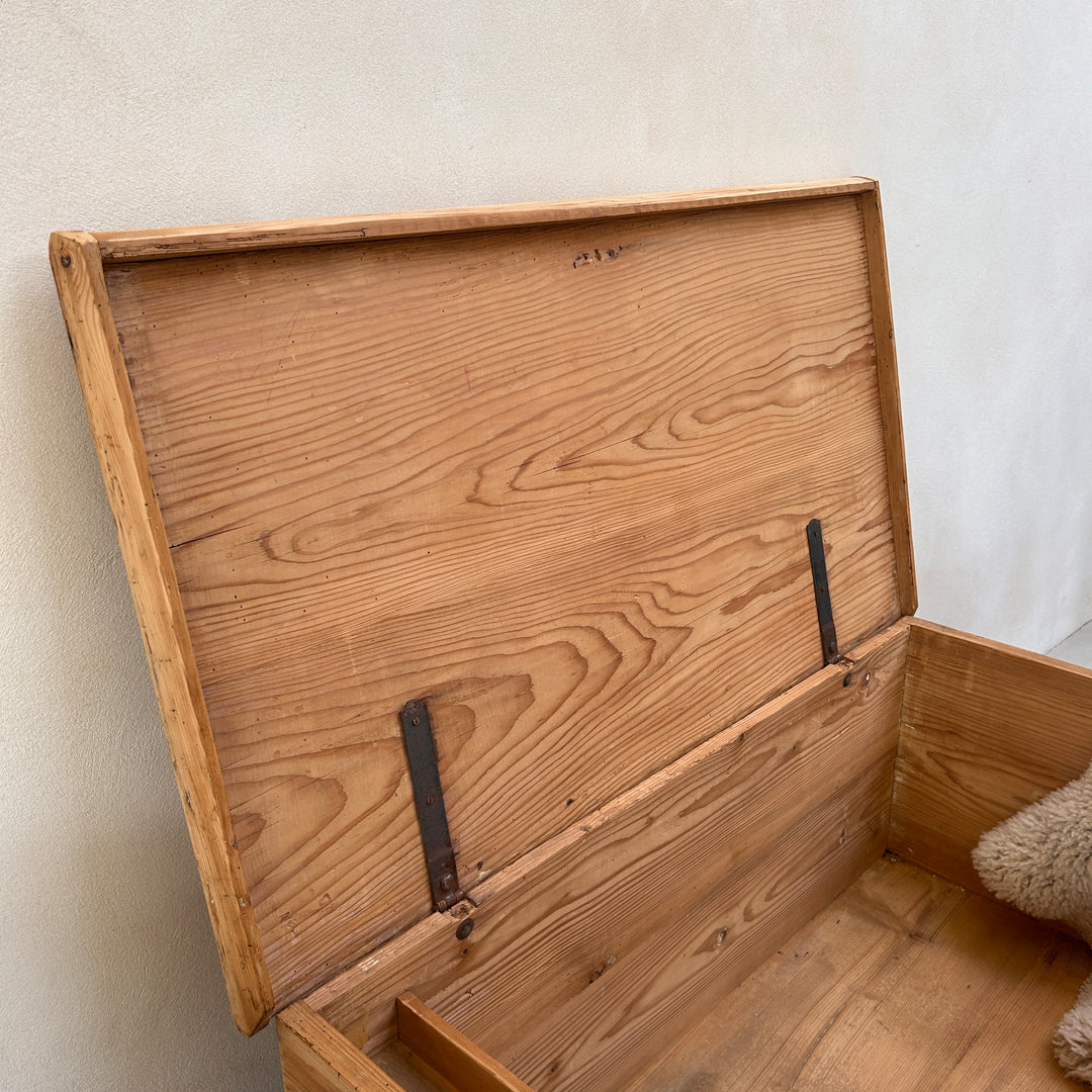 Extra Large Antique Blanket Box | Tew