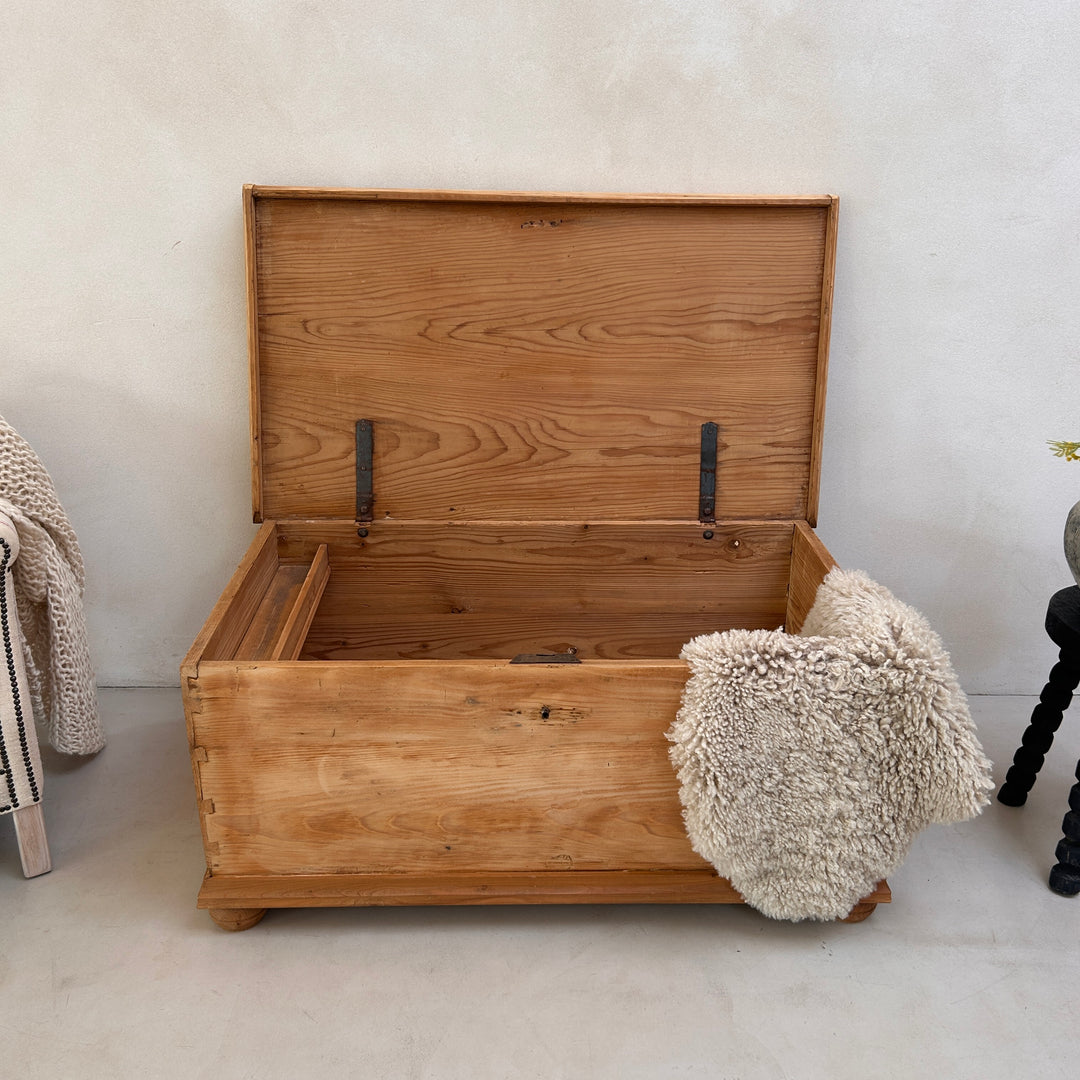 Extra Large Antique Blanket Box | Tew