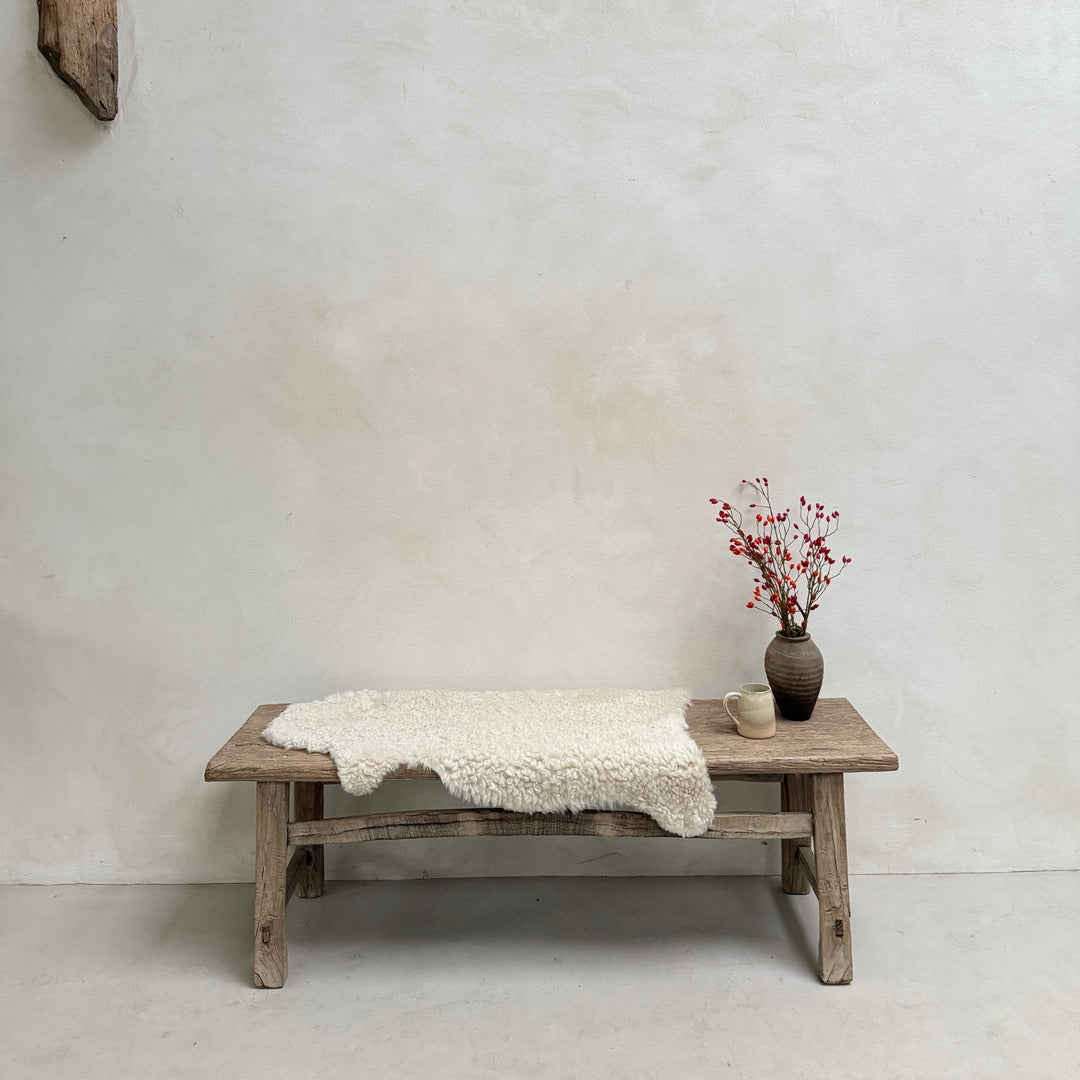 Extra large sheepskin rug | short wool