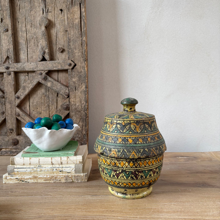 Antique Moroccan Safi Jubbaha Pot | Laila