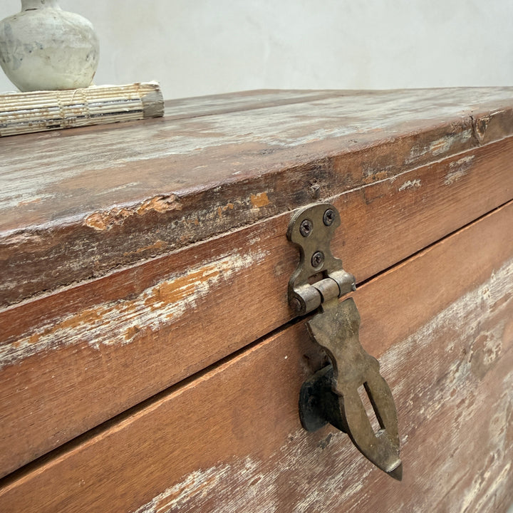 Antique distressed Blanket Box | Horsham