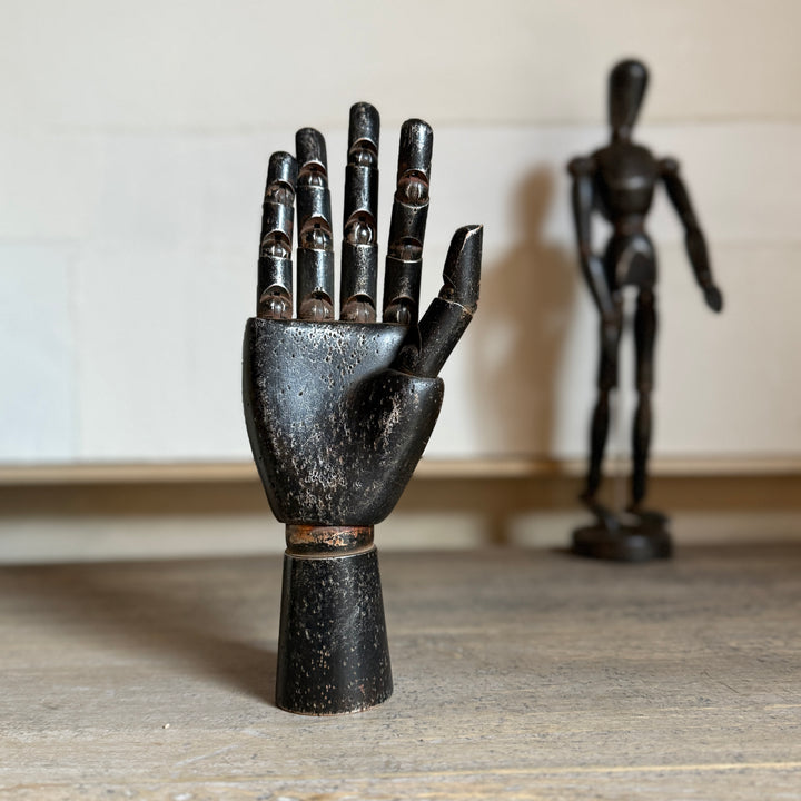 Artists hand vintage style