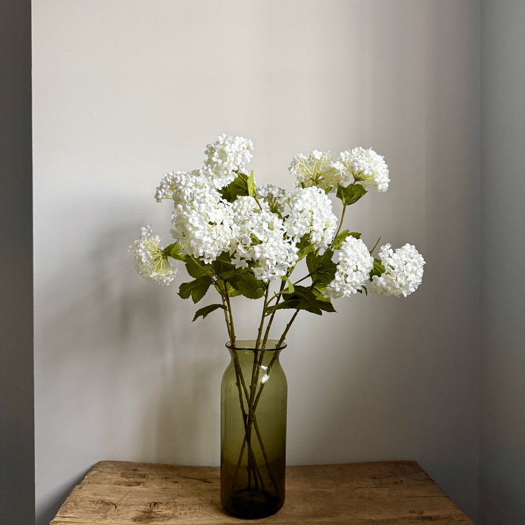 Faux snowball spray white 62cm