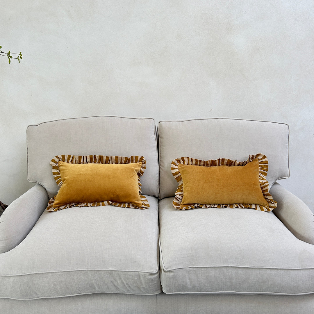 Frilled velvet cushion | Yellow