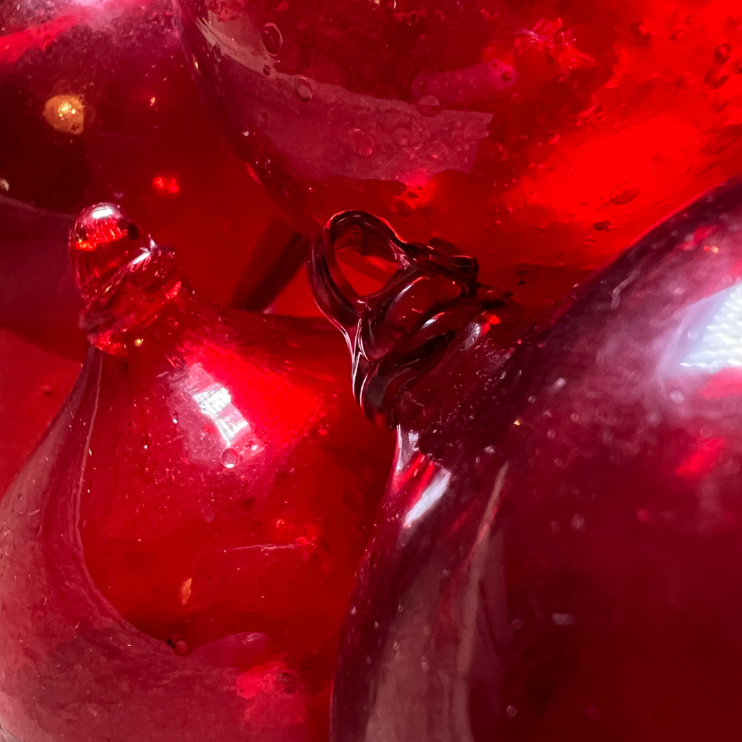 Hand blown glass bauble large red