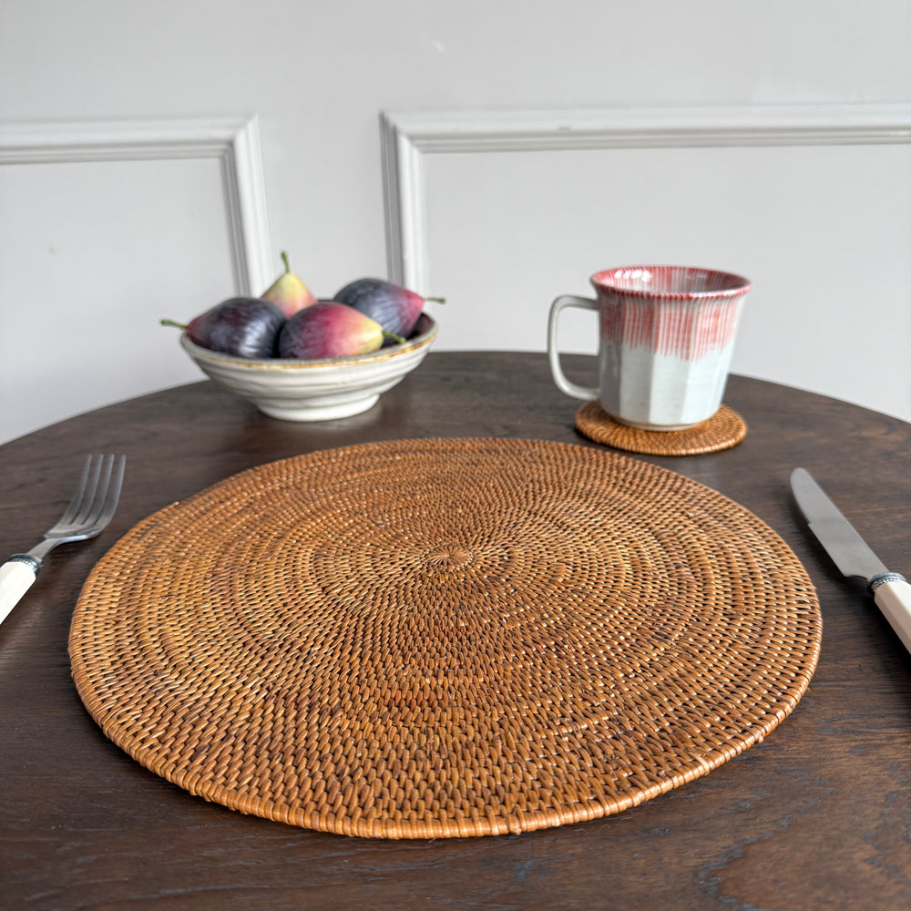 Hand woven fine rattan placemat
