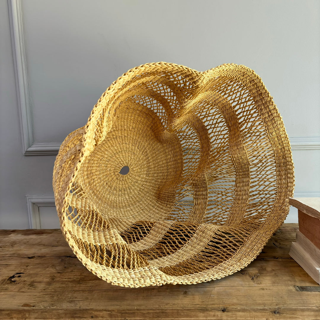 Hand woven lampshade | Womah