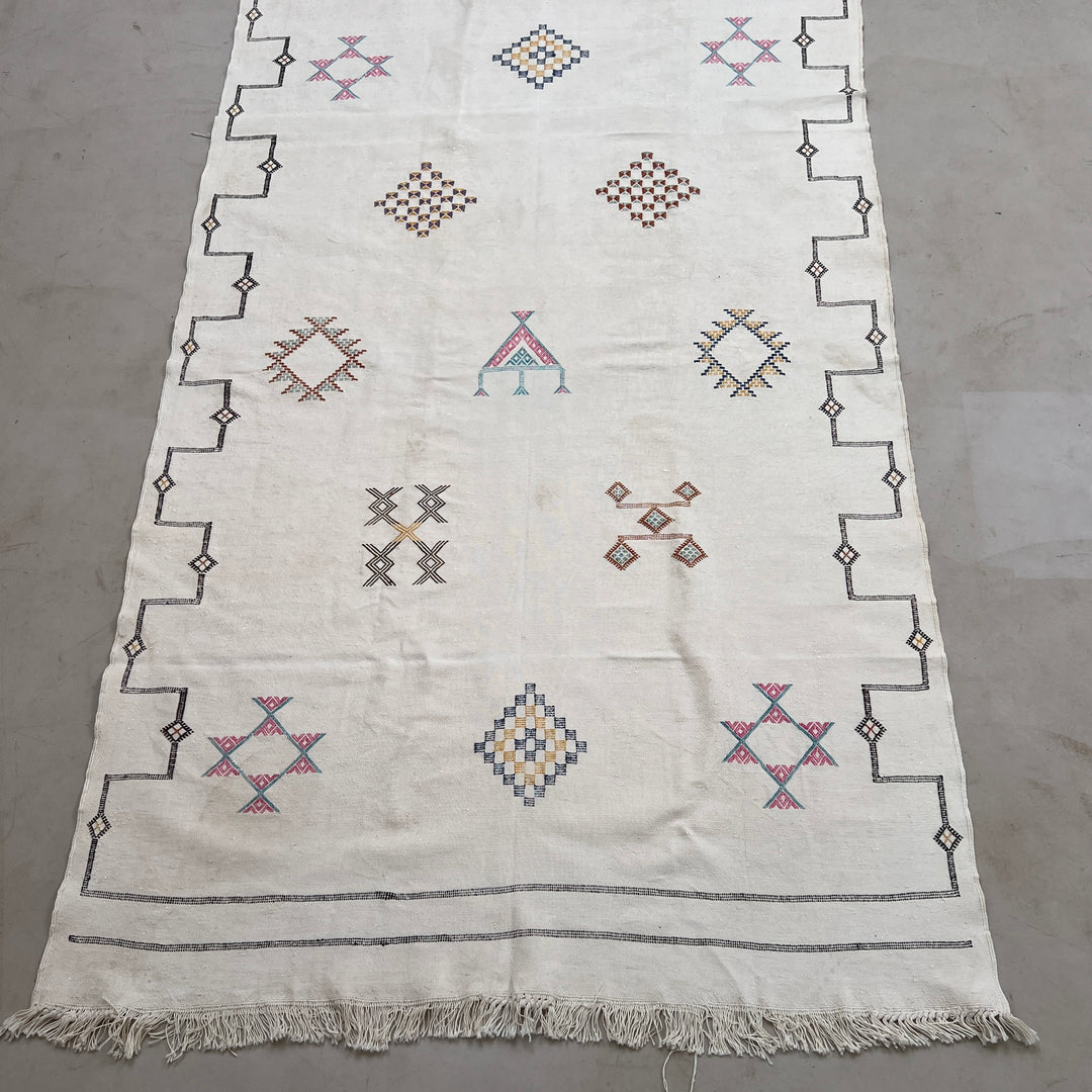 Handwoven Moroccan Cactus Rug Hatiora