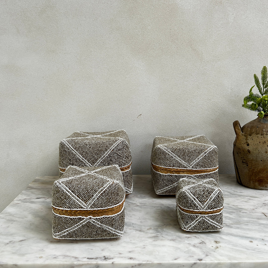 Handwoven beaded storage box | Laili