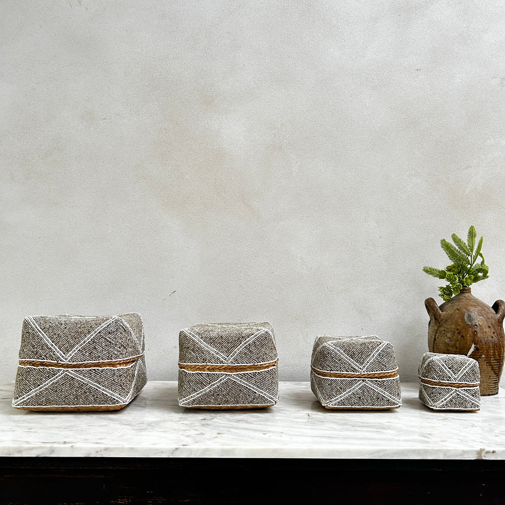 Handwoven beaded storage box | Laili 