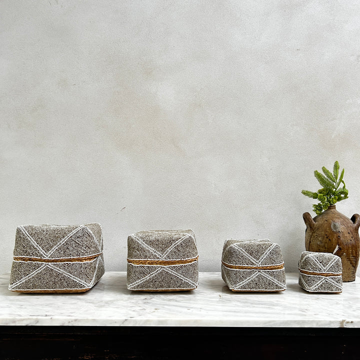 Handwoven beaded storage box | Laili 