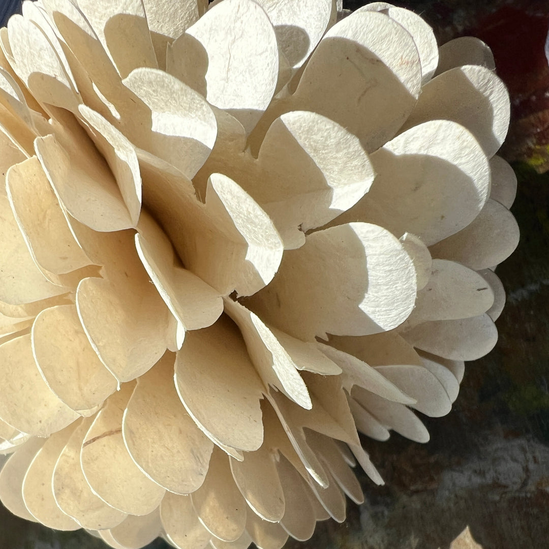 Honeycomb Flower Decoration | Antique White