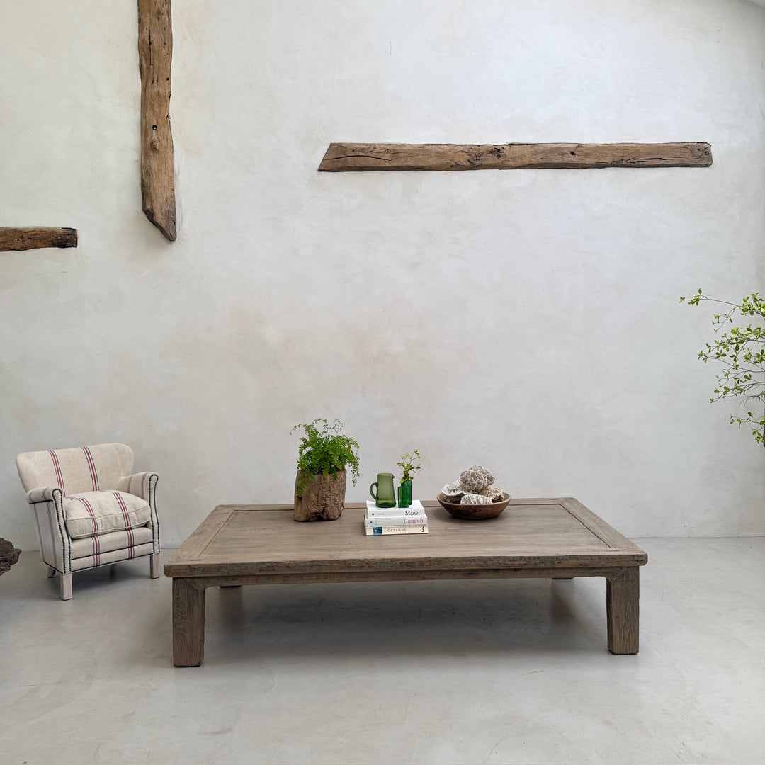Antique extra large coffee table | Adrianna