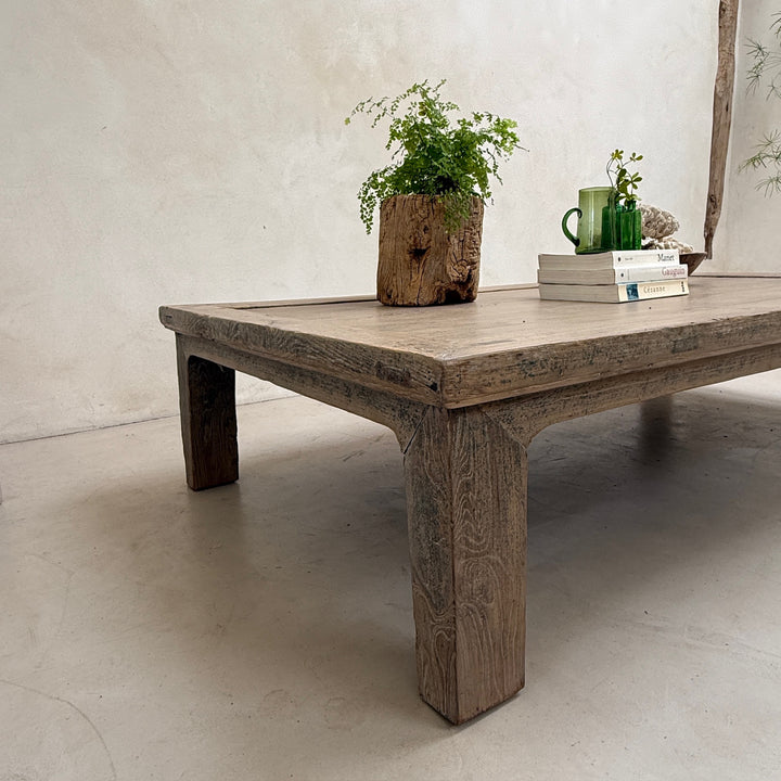 Antique extra large coffee table | Adrianna
