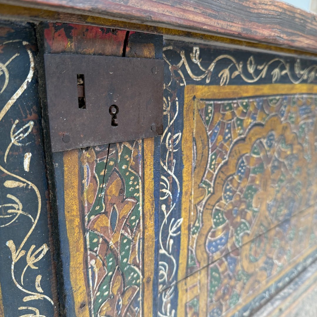 Antique Wedding Chest Trunk | Thuli