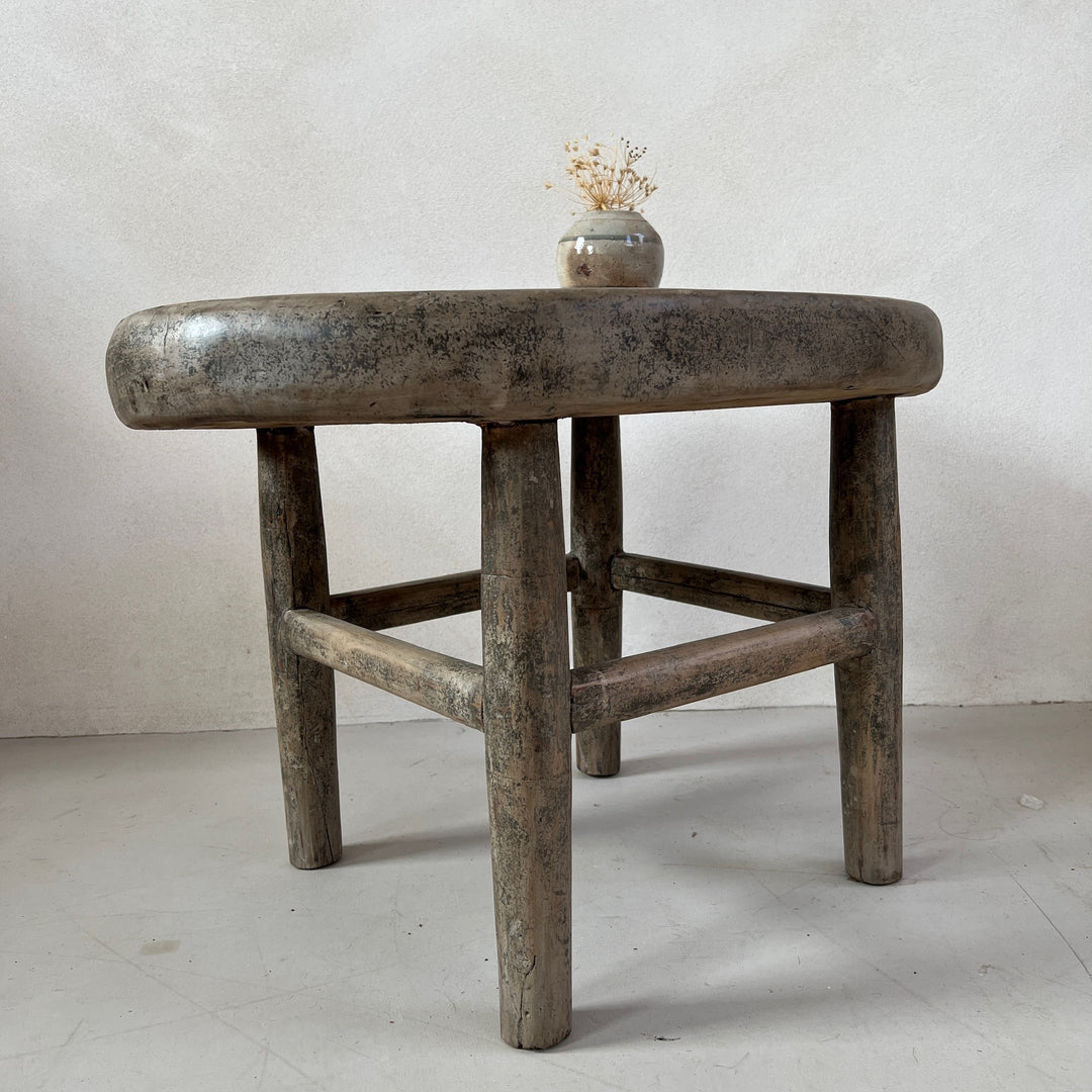 Antique Oval Side Table | Morgana