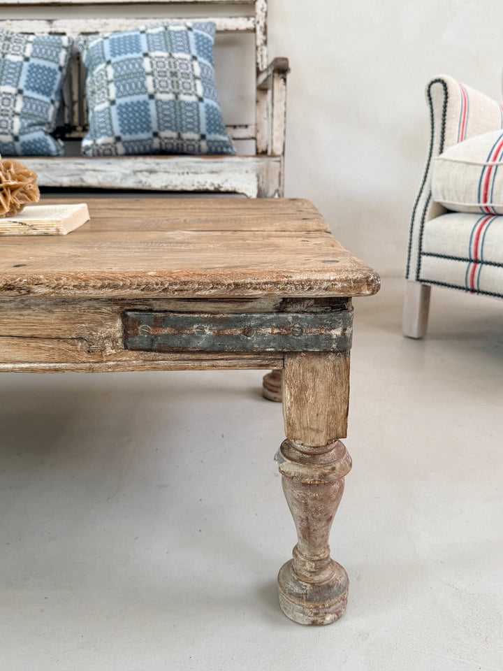 Rustic Vintage Coffee Table | Alexandra