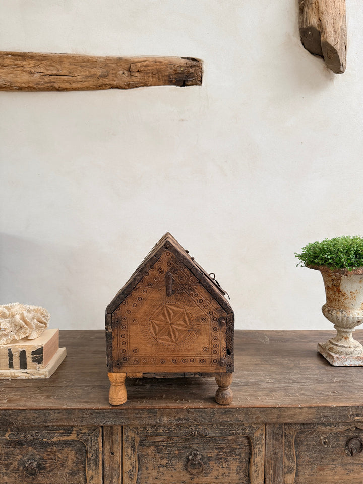 Anique Indian Hand carved Dowry Chest | Aisha