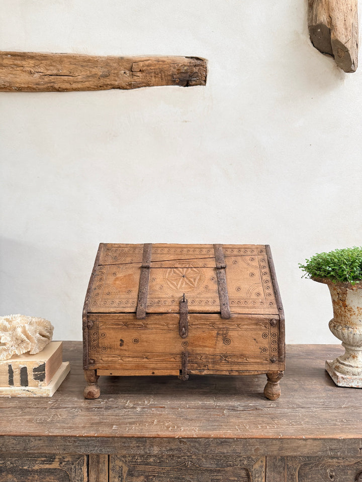 Anique Indian Hand carved Dowry Chest | Aisha