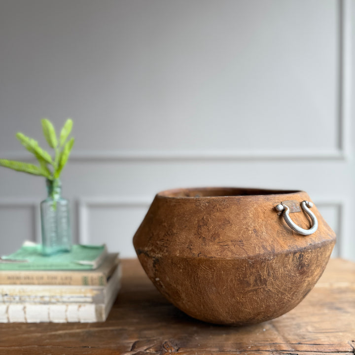 Antique moroccan wooden bowl | Metal Handles