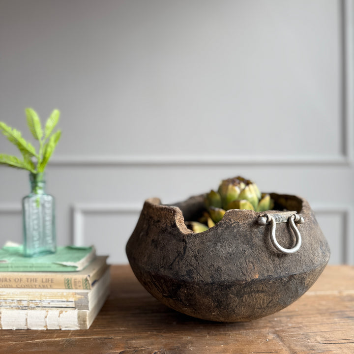 Antique moroccan wooden bowl | Metal Handles