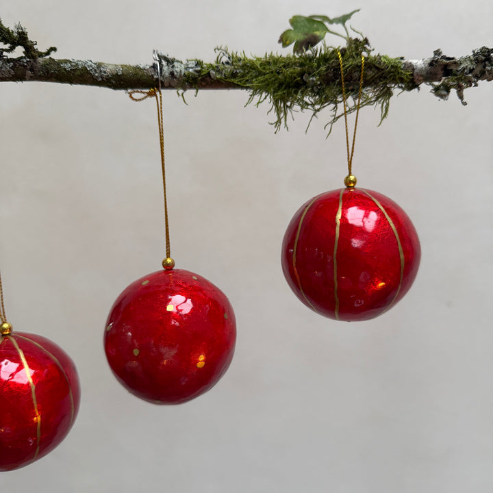 Traditional Lustrous Christmas Decoration | Red