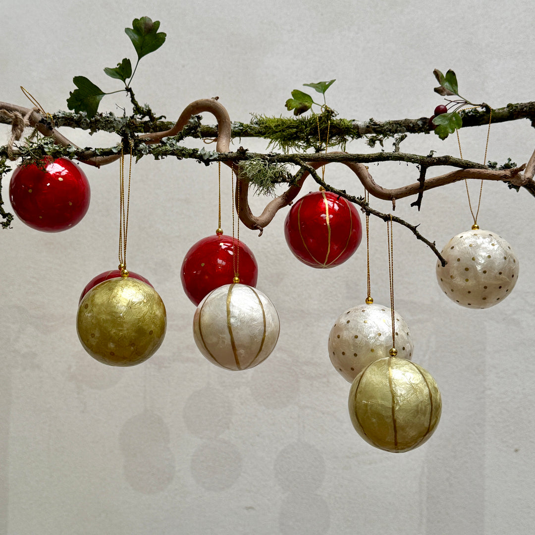 Traditional Lustrous Christmas Decoration | Gold