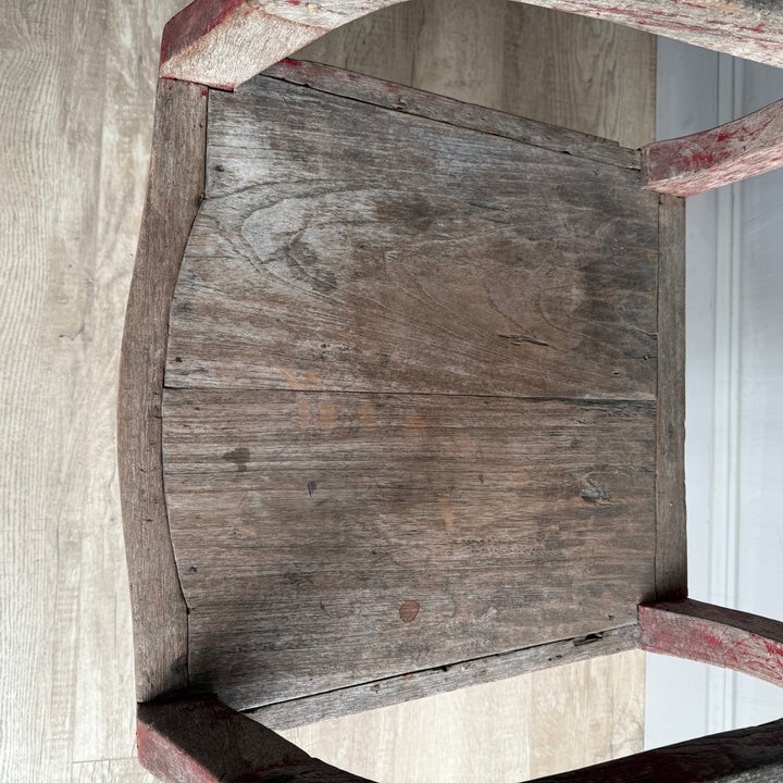 Primitive weathered antique armchair | Annisa