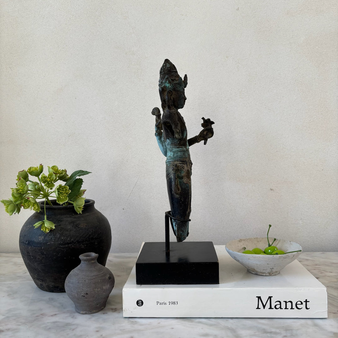 Antique primitive bronze statue  | Siwa