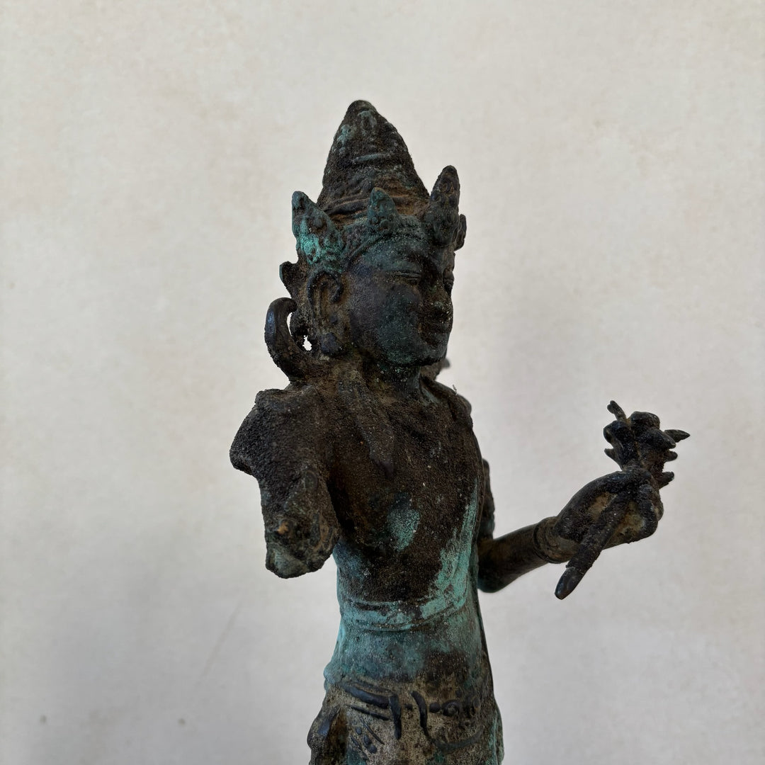 Antique primitive bronze statue  | Siwa
