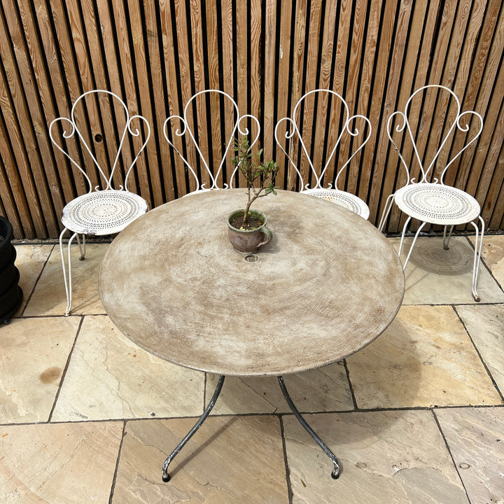 Antique french metal garden table | Stefanie