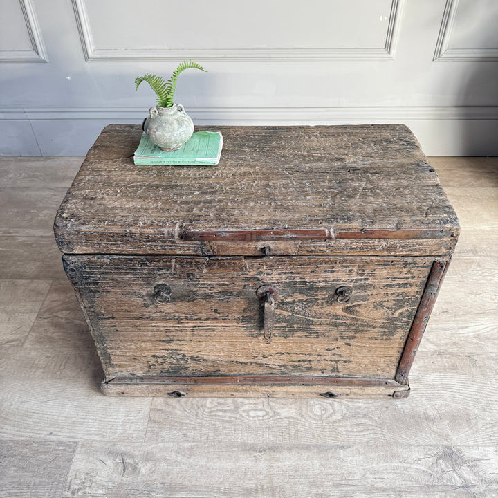 Small Antique Blanket Box | Kanji