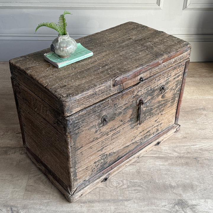 Small Antique Blanket Box | Kanji