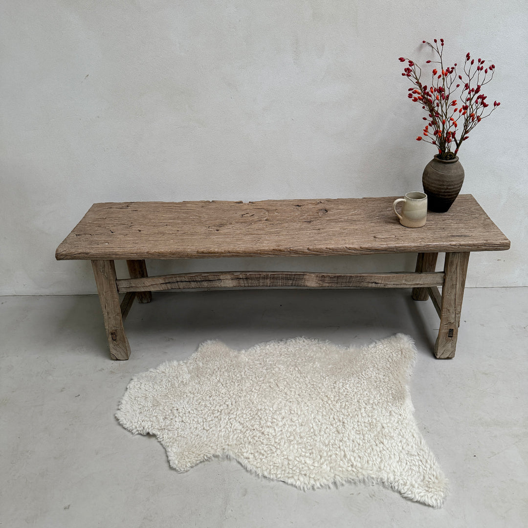 Extra large sheepskin rug | short wool