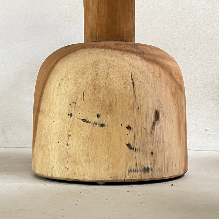 Round wooden side table | Noriz