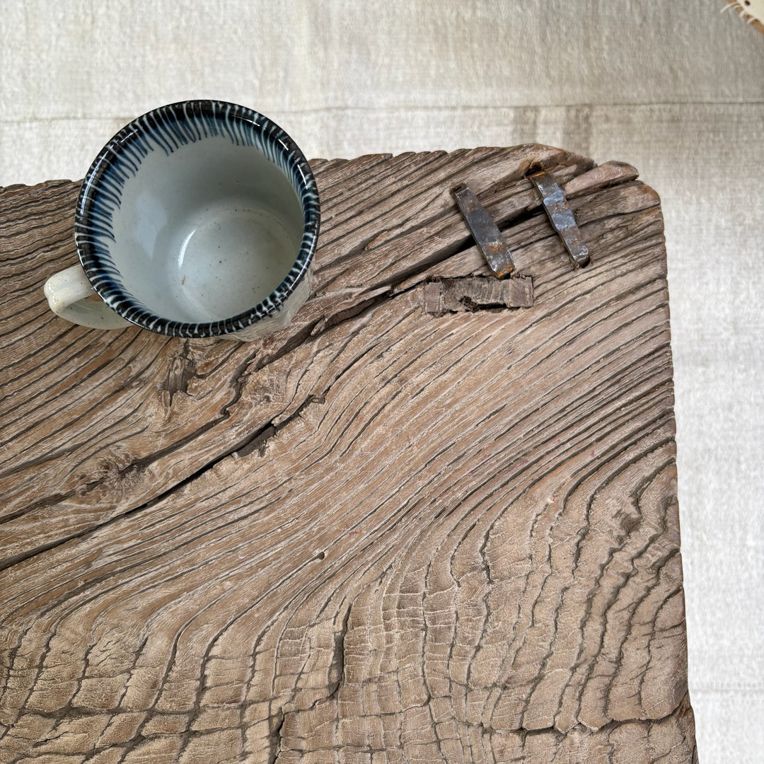 Antique Rustic Coffee Table | Onyx
