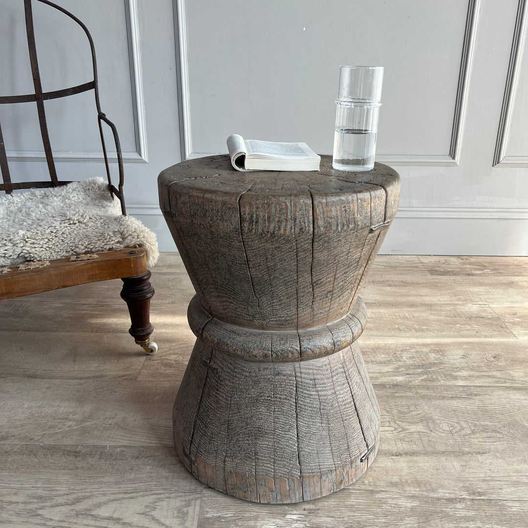 Rustic ancient elm wood round side table | Hidcote